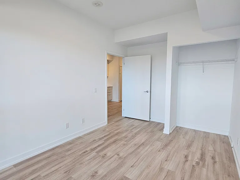 181 Sheppard Ave E #522 — Photo 11