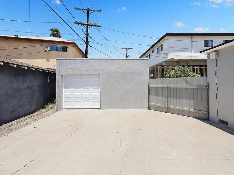 4419 Corliss St — Photo 20