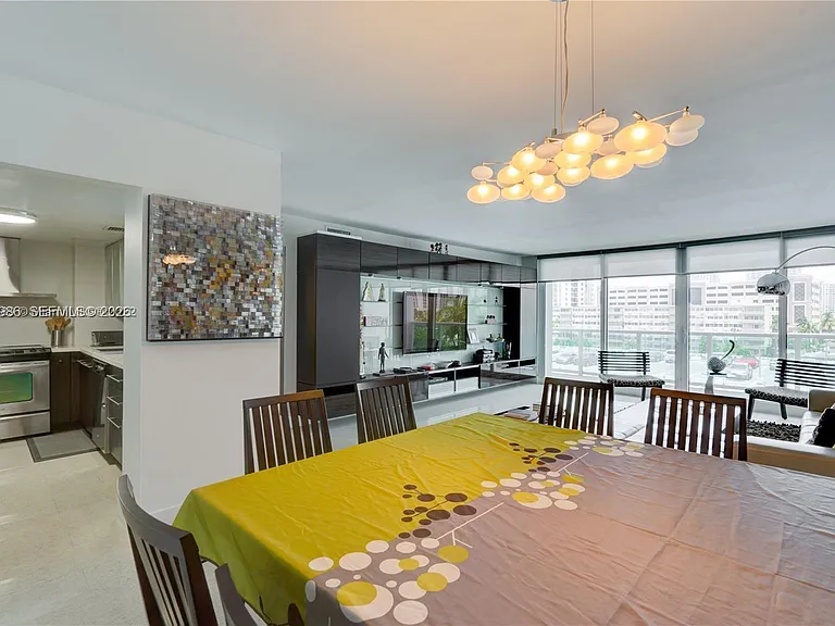100 Bayview Dr #428 — Photo 9