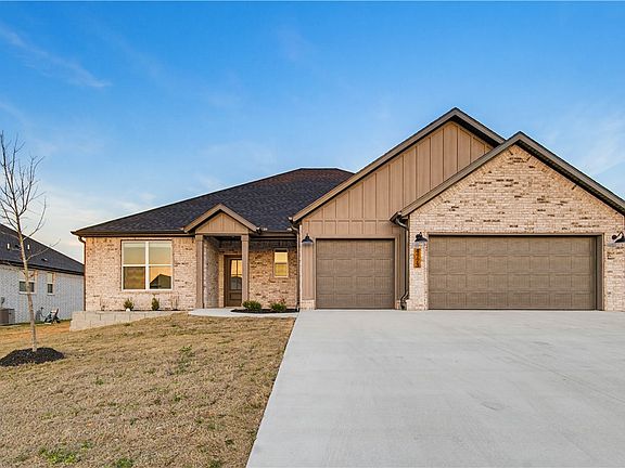 2nd image of 4773 Farmhouse St