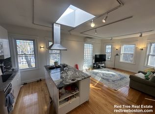 229 Harvard St APT 6, Cambridge, MA 02139