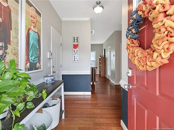 5th image of 200 Stockbridge Dr