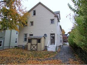 Building Photo 4