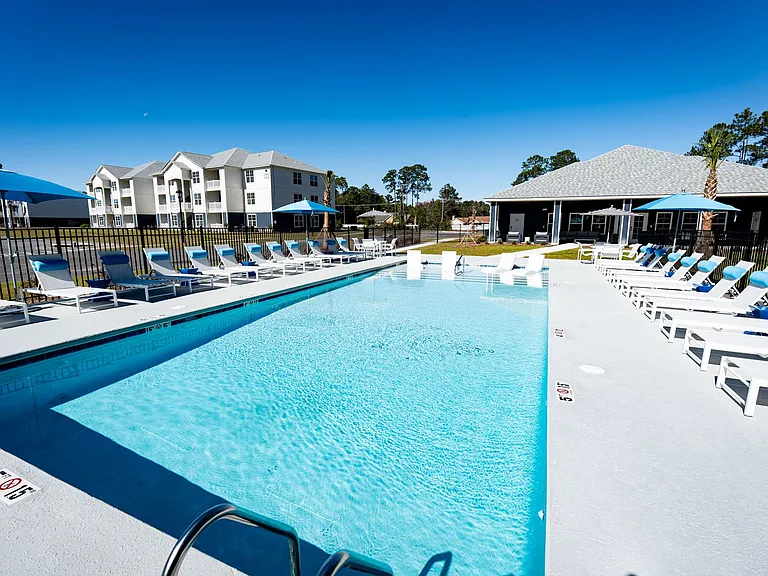 The Premiere at Brunswick Apartment Homes — Photo 9
