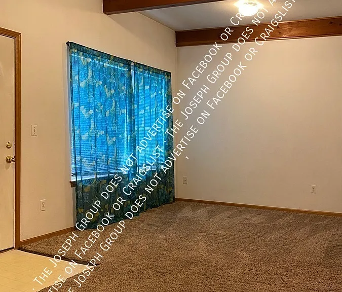 1319 E Maplewood Ave #3 — Photo 4