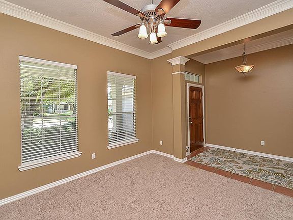 4th image of 15714 Tylermont Dr
