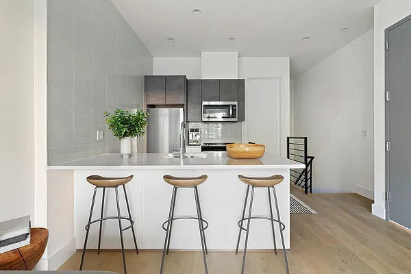 Rented by Compass | media 11