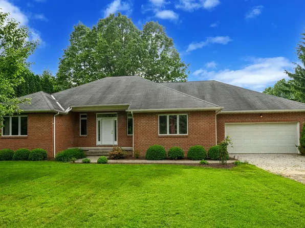 106 S Hametown Rd, Akron, OH 44321