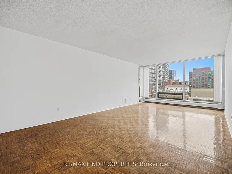30 Wellington St E #901 — Photo 23