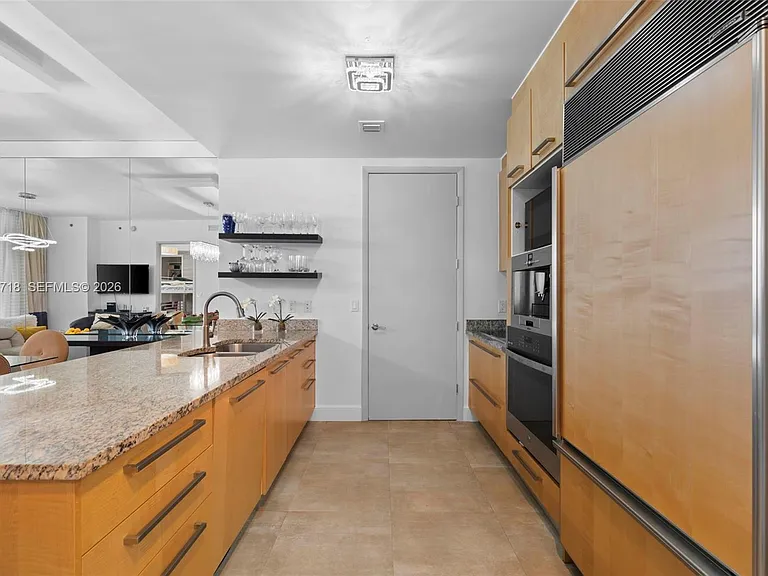 15901 Collins Ave #1502 — Photo 6
