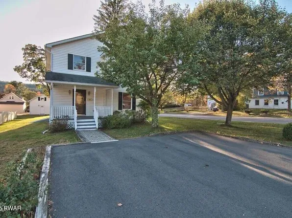 316 W High St, Milford, PA 18337