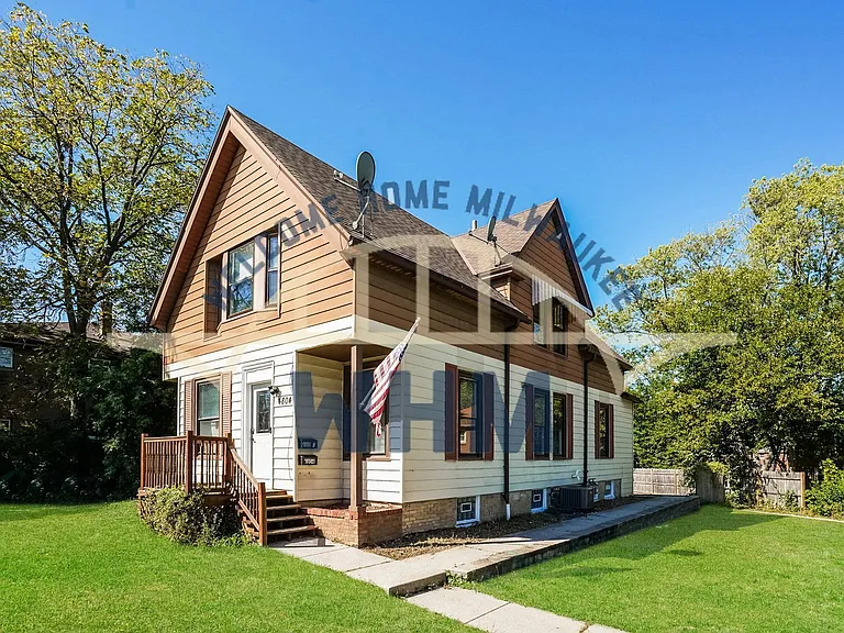 4804 W Forest Home Ave — Photo 2