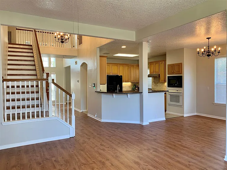 11218 Timbertree Ln — Photo 11