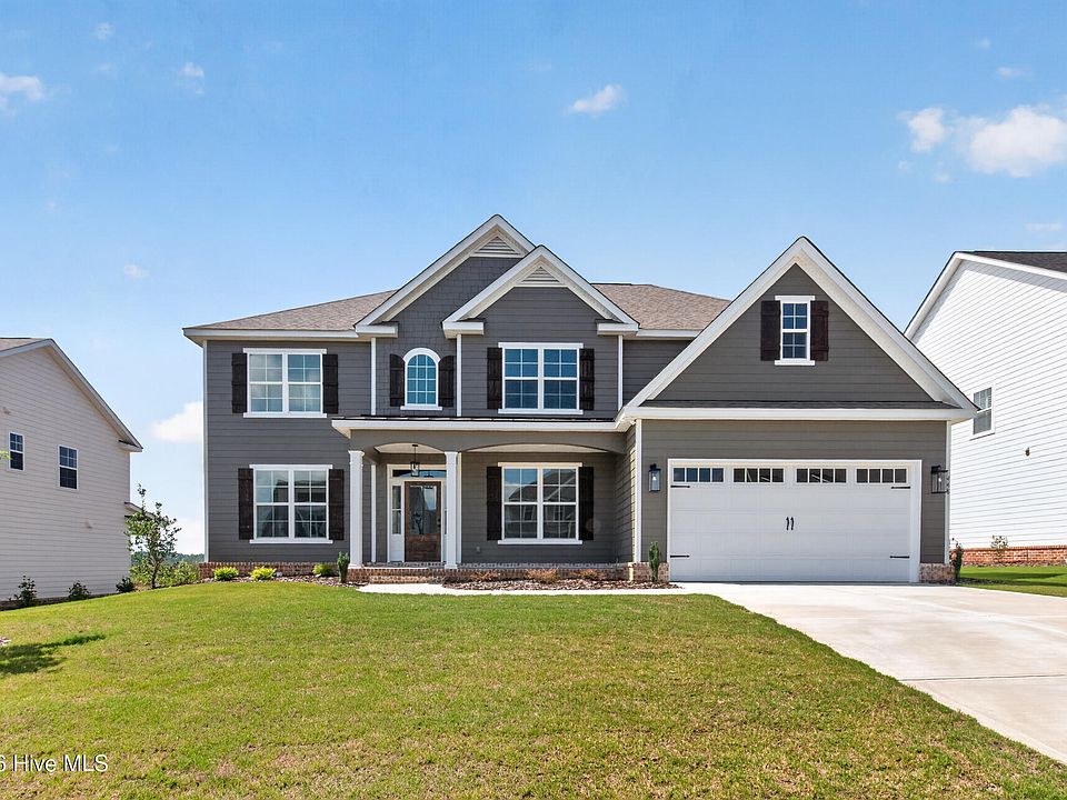 1st image of 448 Woodlawn Street