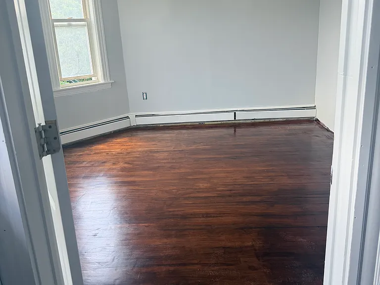 33 Coral St — Photo 3