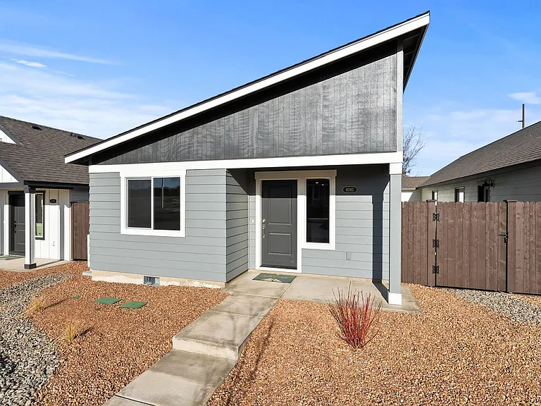 4083 SW Obsidian Pl — Photo 2