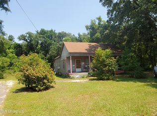 330 Tegarden Rd, Gulfport, MS 39507