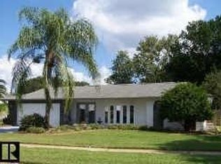 817 Helmsman St, Palm Harbor, FL 34685