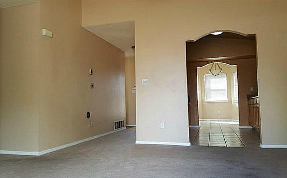 3rd image of 2240 Tierra De Paz Way