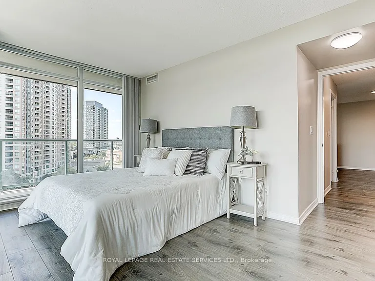 5500 Yonge St #808 — Photo 12