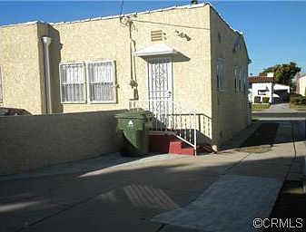 3rd image of 1734 W 70th St