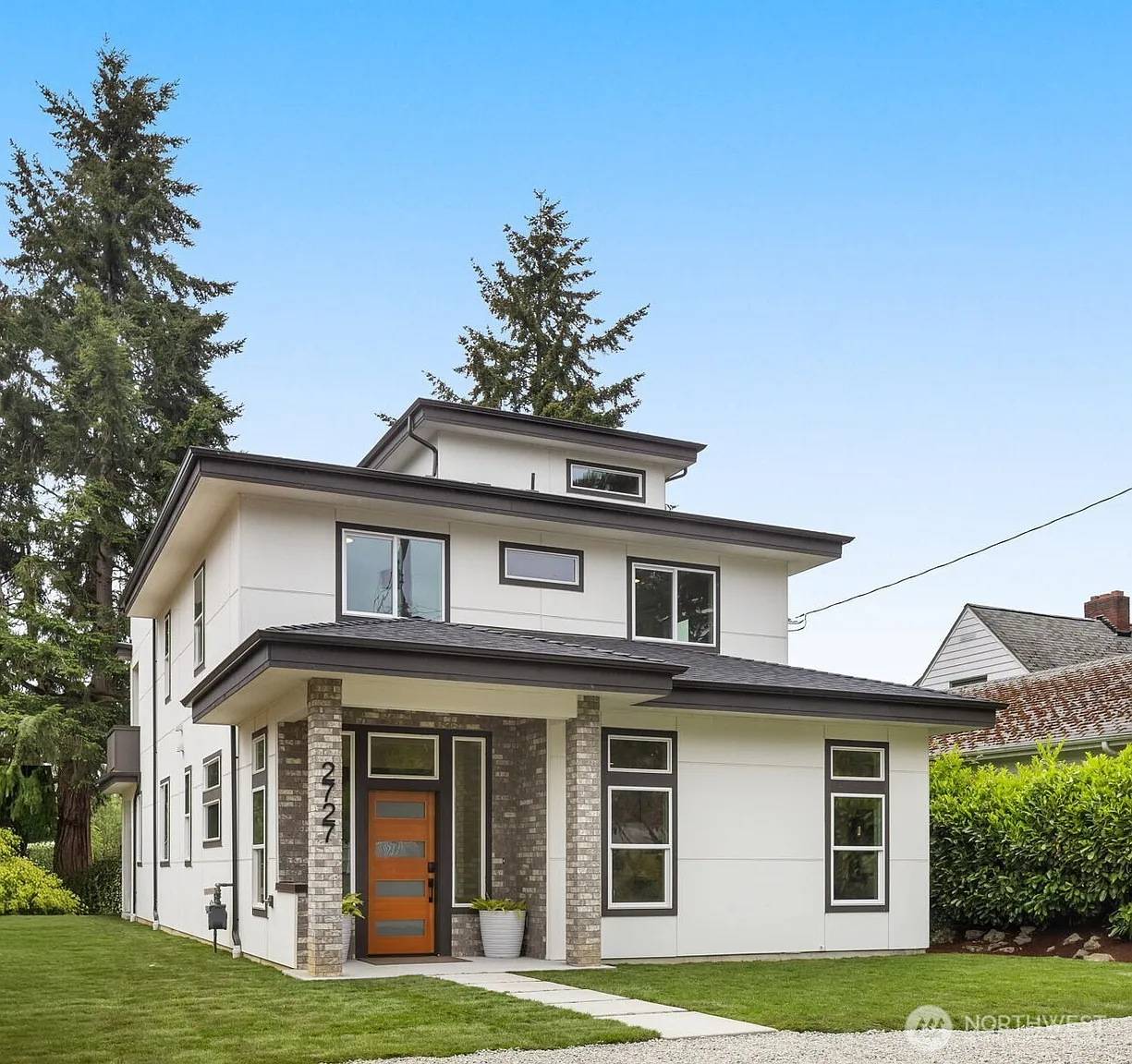 2727 50th Avenue SW photo 1