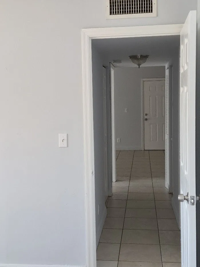 2 bed, 1060 sqft, $1,800 — Photo 1
