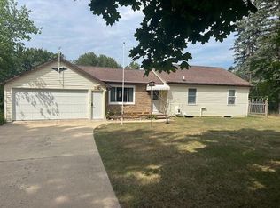1045 N 4th Ave, Big Rapids, MI 49307