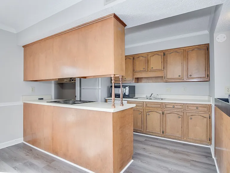 2906 Running Creek Ln — Photo 17