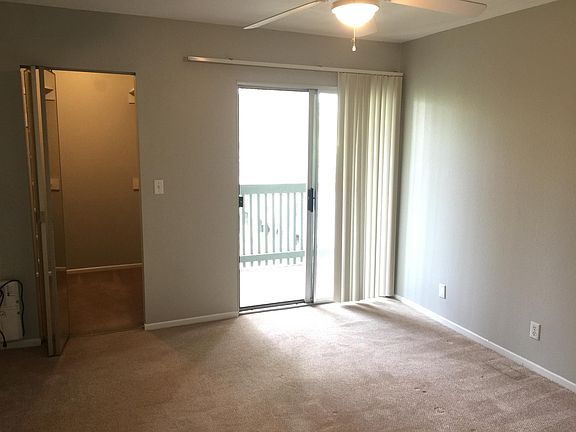 5th image of 552 N Bellflower Blvd Unit 319