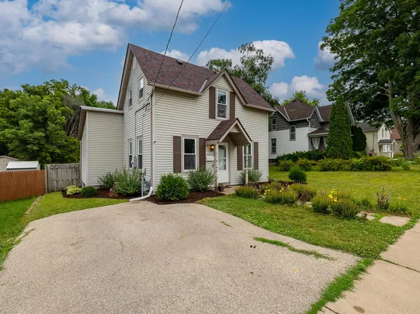 1127 S Park St, Red Wing, MN 55066