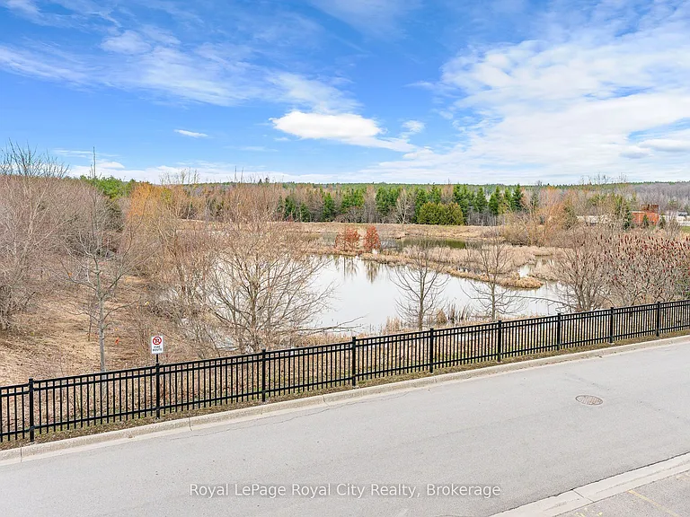 85 Mullin Dr #1B — Photo 37