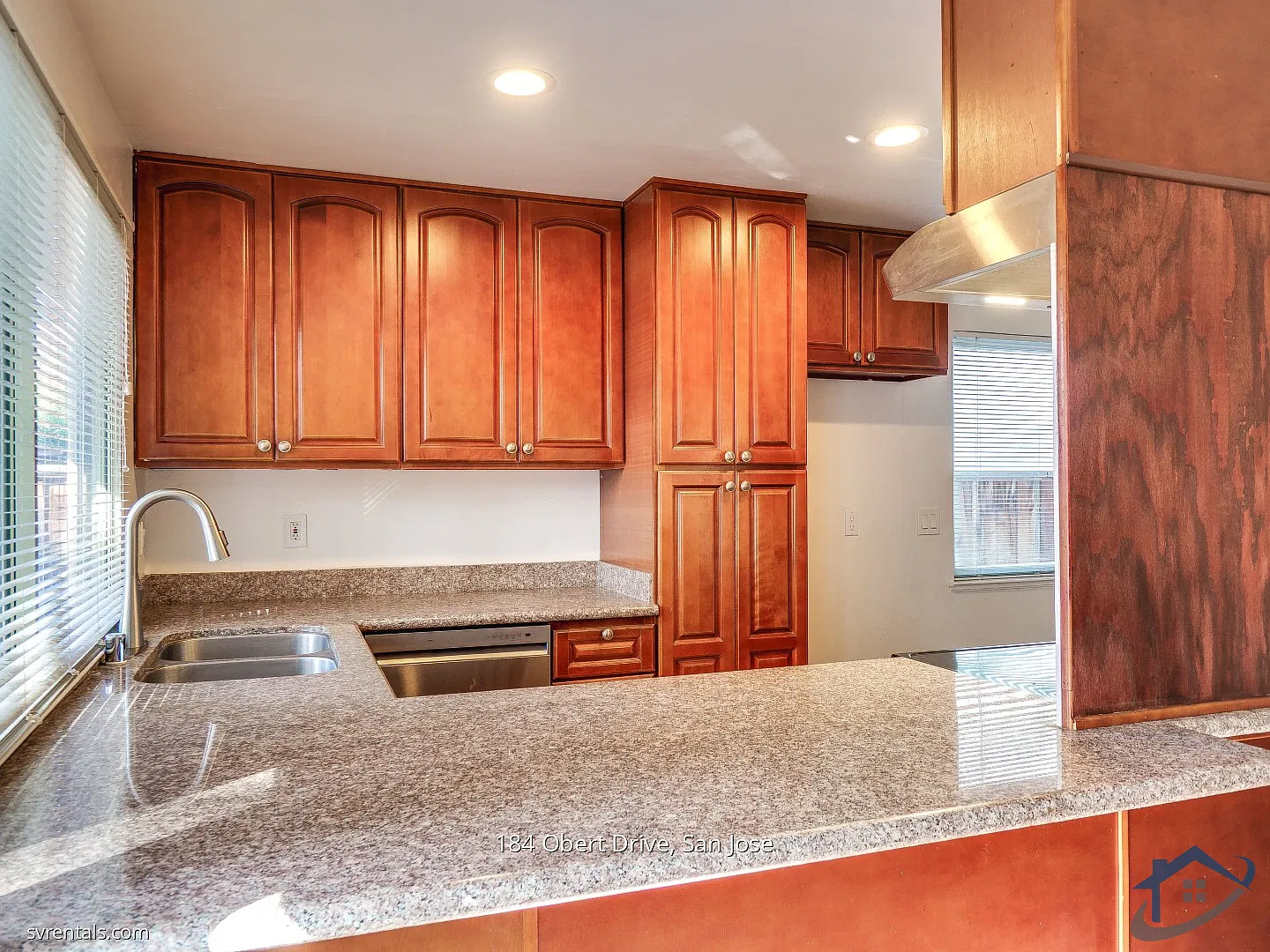 4 bed, 1683 sqft, $5,000 — Photo 2