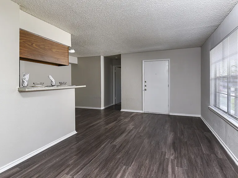 B1 Living Area