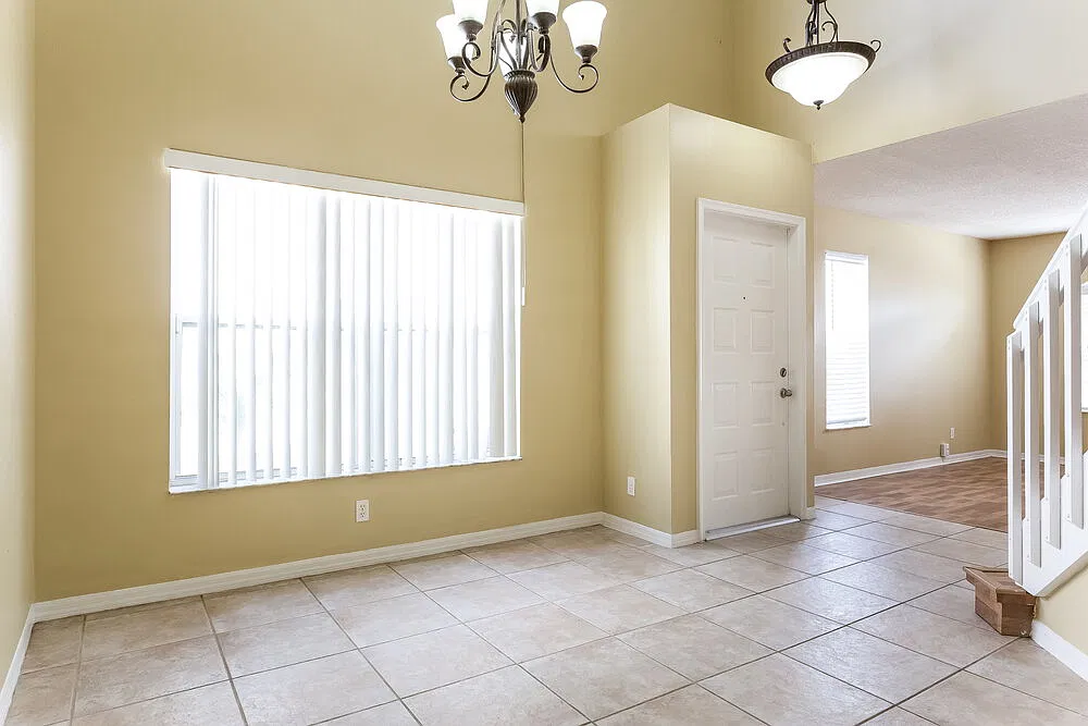 3 bed, 2.5 bath, 1810 sqft, $4,400 — Photo 4