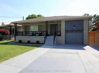 215 Honiton St, Toronto, ON M3H 5N7