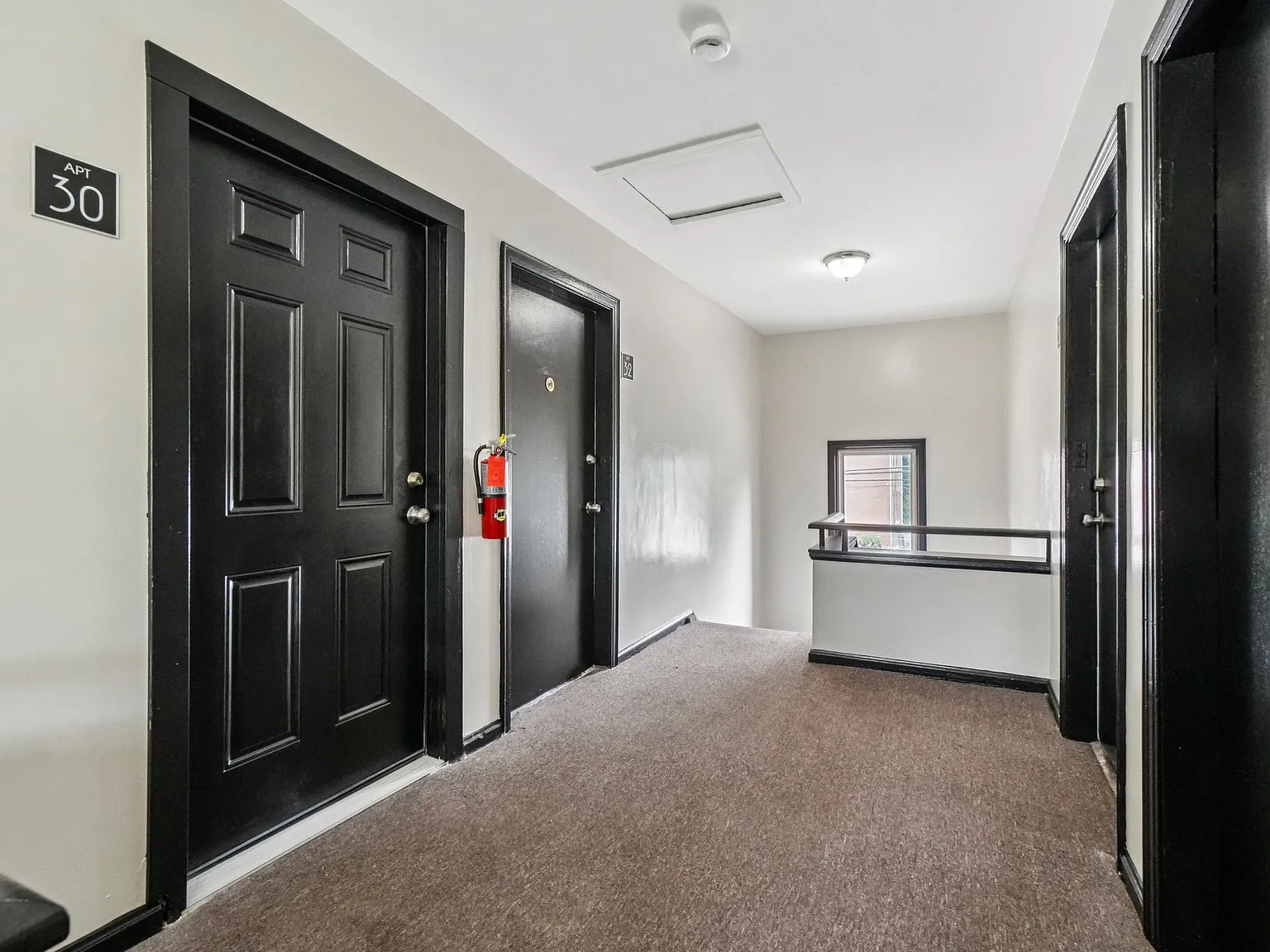 Oakman-Belleterre Apartments — Photo 2