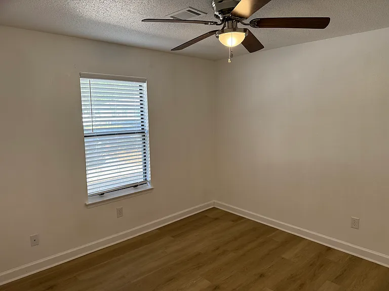 3386 Lodging Cir #4C — Photo 6