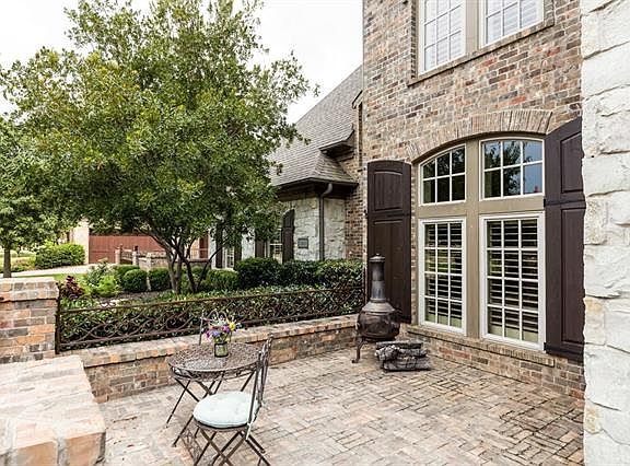 4th image of 1801 Camden Grn