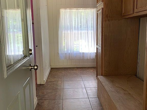 5th image of 1004 N 10th St