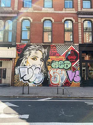 Rented by Compass | media 19