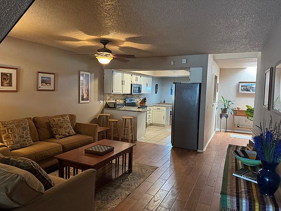 2nd living into Kitchen and Entry