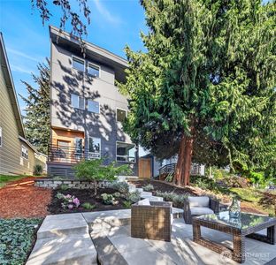 7707 18th Avenue SW, Seattle, WA, 98106