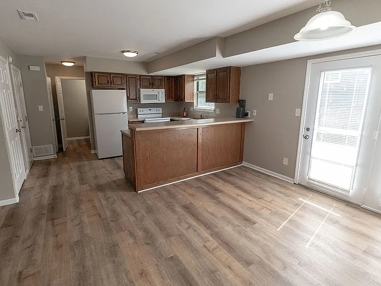 3609 Hermitage Rd — Photo 6