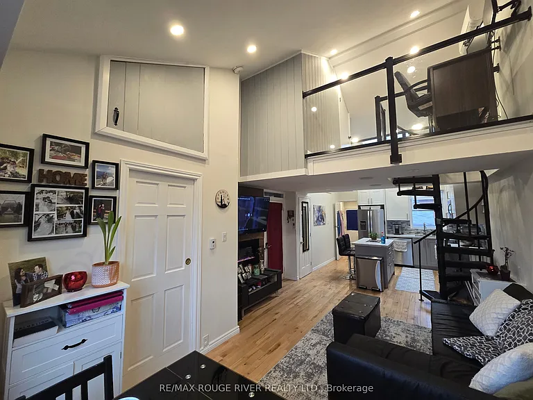 6 Lippincott St — Photo 10