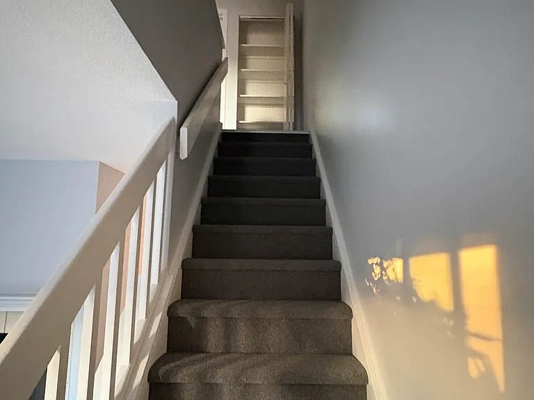 585 Park Rd #7-2 — Photo 8
