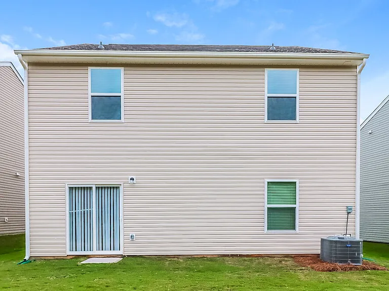 8037 Moose Creek Dr — Photo 19