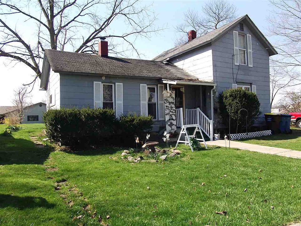 1st image of 913 Saginaw St