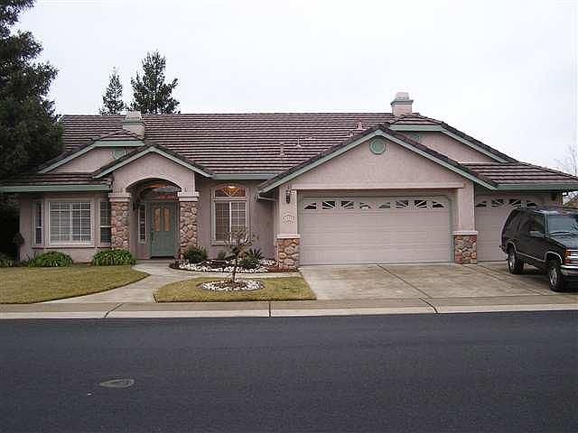 1st image of 3445 Yorktown Dr