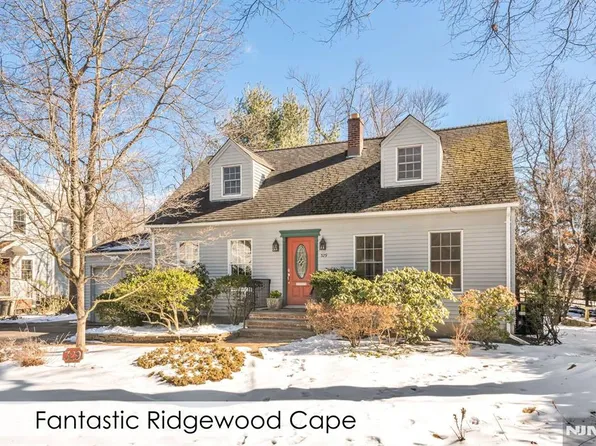 329 Vesta Ct, Ridgewood, NJ 07450